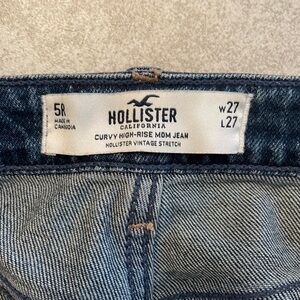 Hollister curvy high-rise ripped mom jeans
